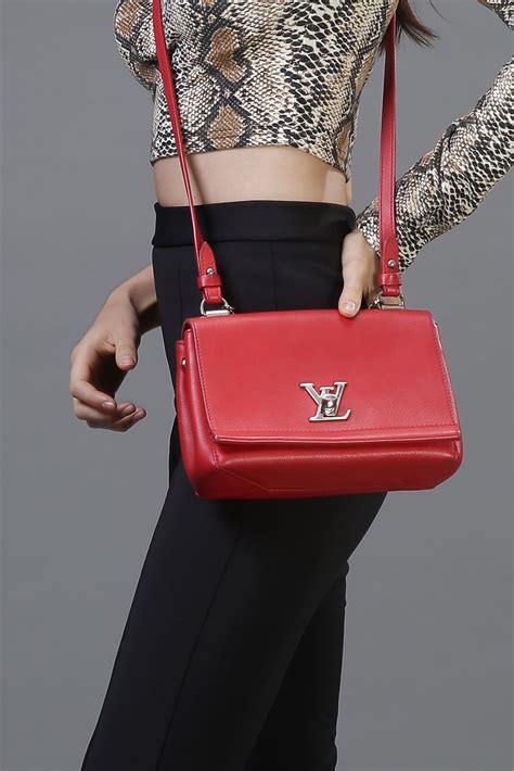 louis vuitton bag one strap red|More.